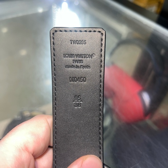 Louis Vuitton LV Initiales Belt 95/38 (M0450) - Picture 2 of 6